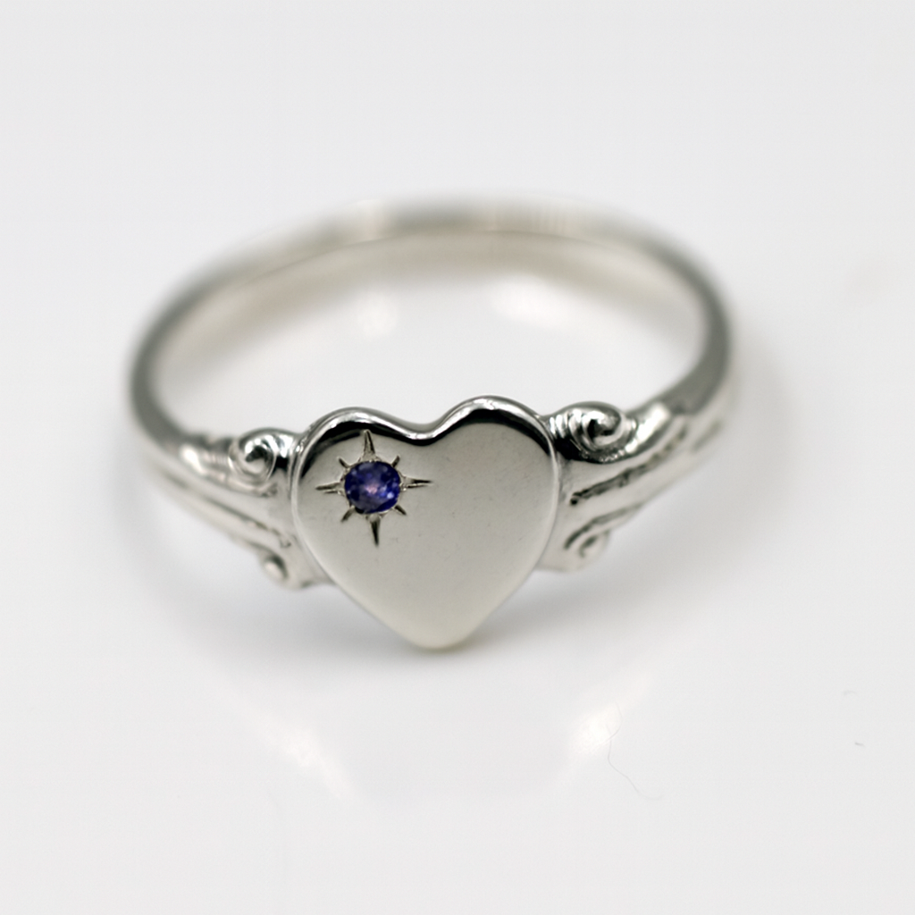 Kaedesigns New Sterling Silver 925 Heart Tanzanite Set Signet Ring