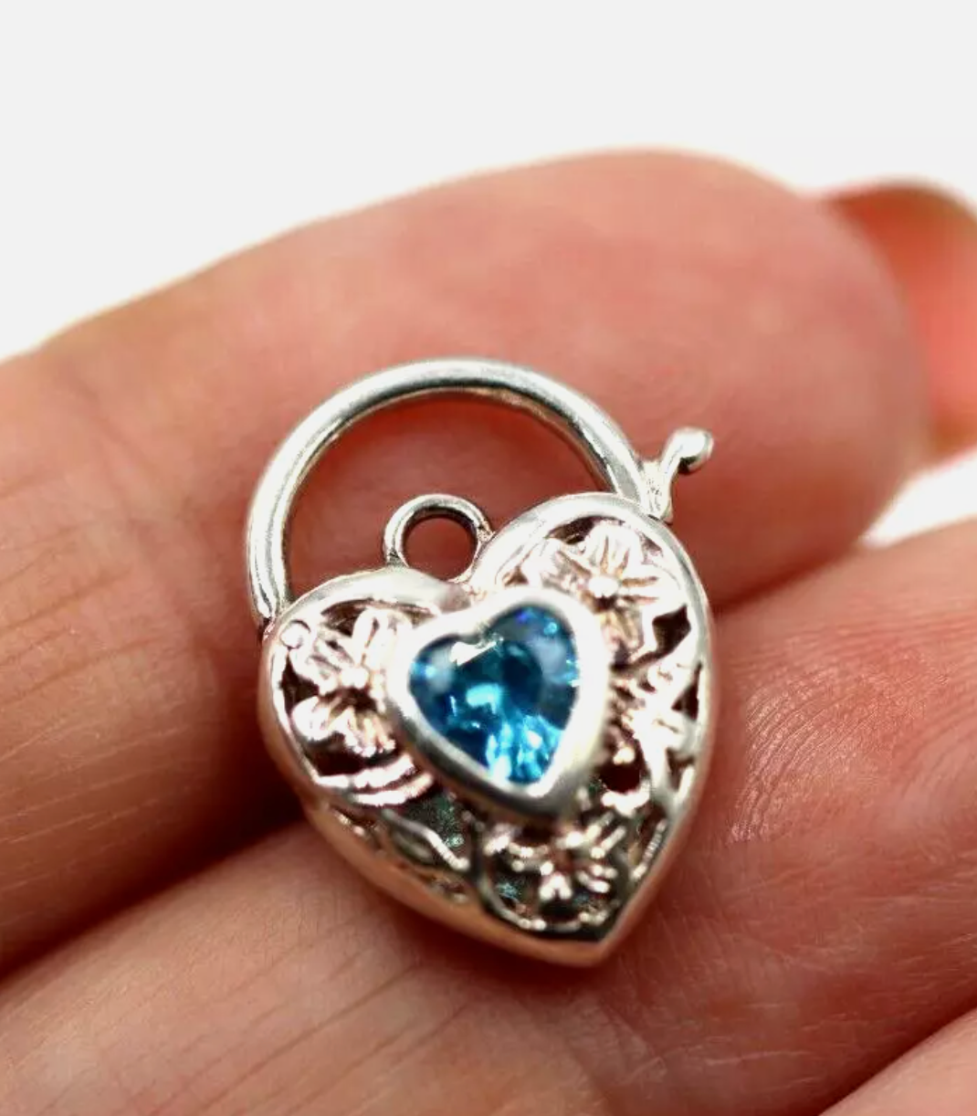 Sterling Silver 925 Filigree Topaz CZ Filigree Heart Padlock 13mm