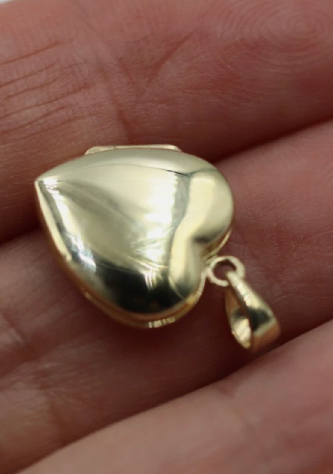 Genuine 9ct 9k Yellow Gold Plain Heart Pendant Locket - fits 2 pics