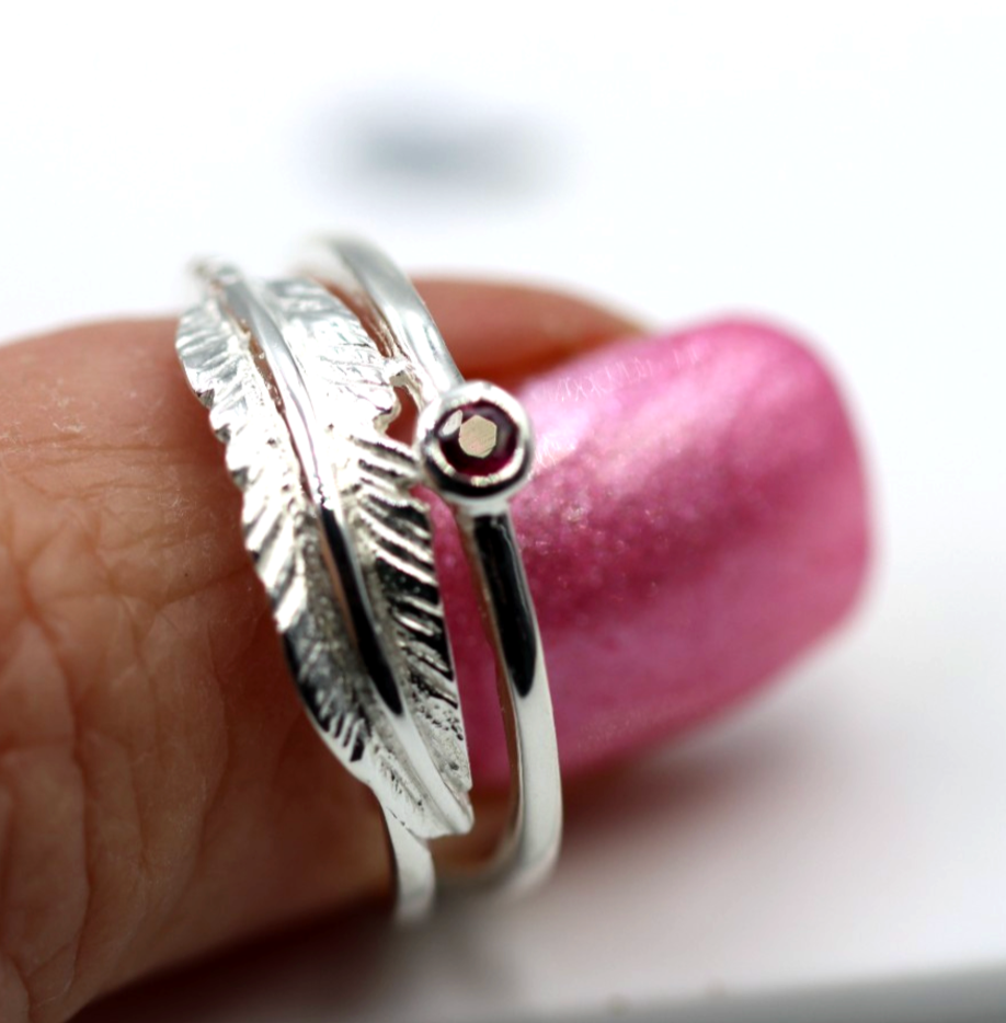 Genuine Size R Sterling Silver 925 Feather Ruby Ring