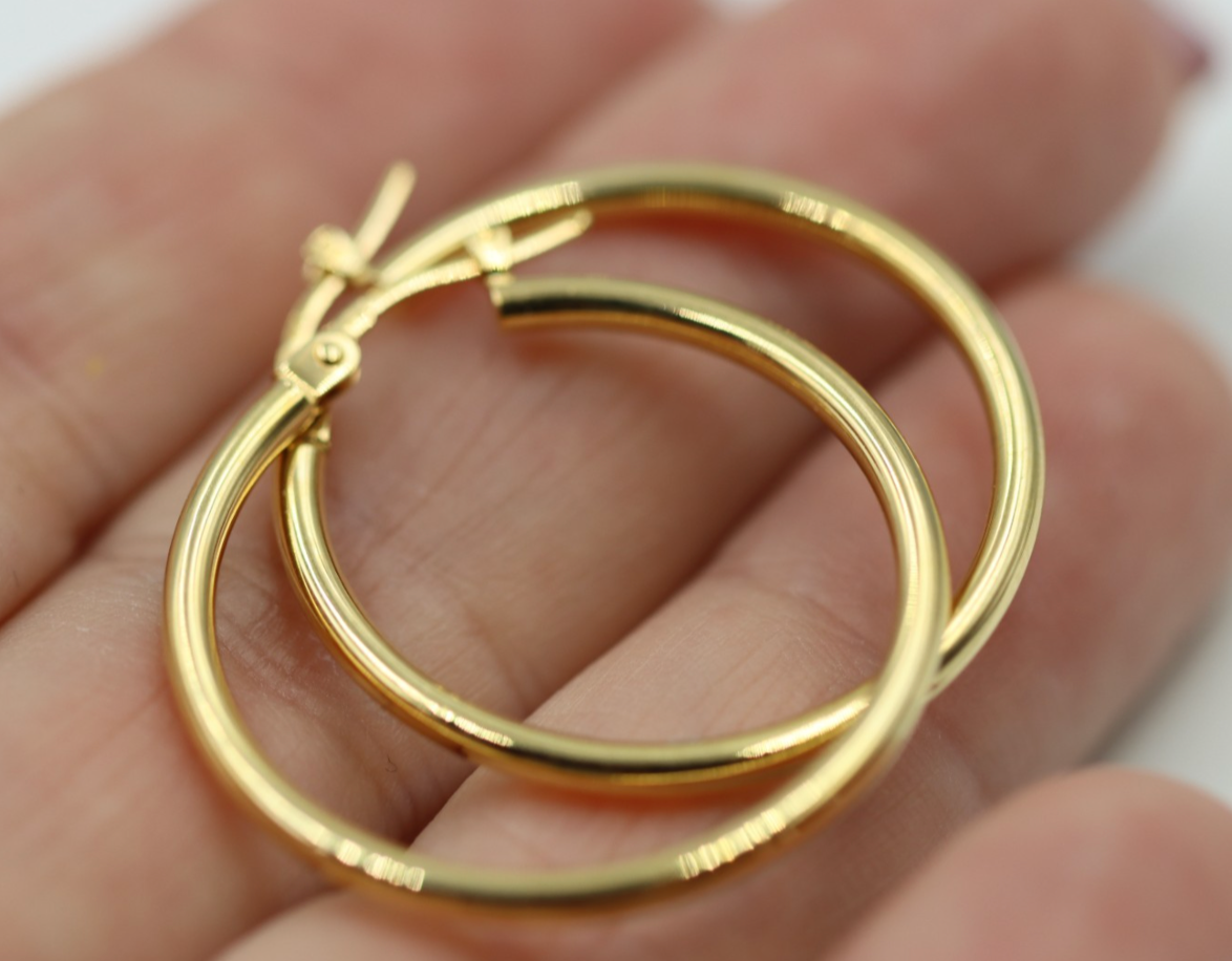 Genuine New 18ct 18k 750 28mm Round Hoops Earrings