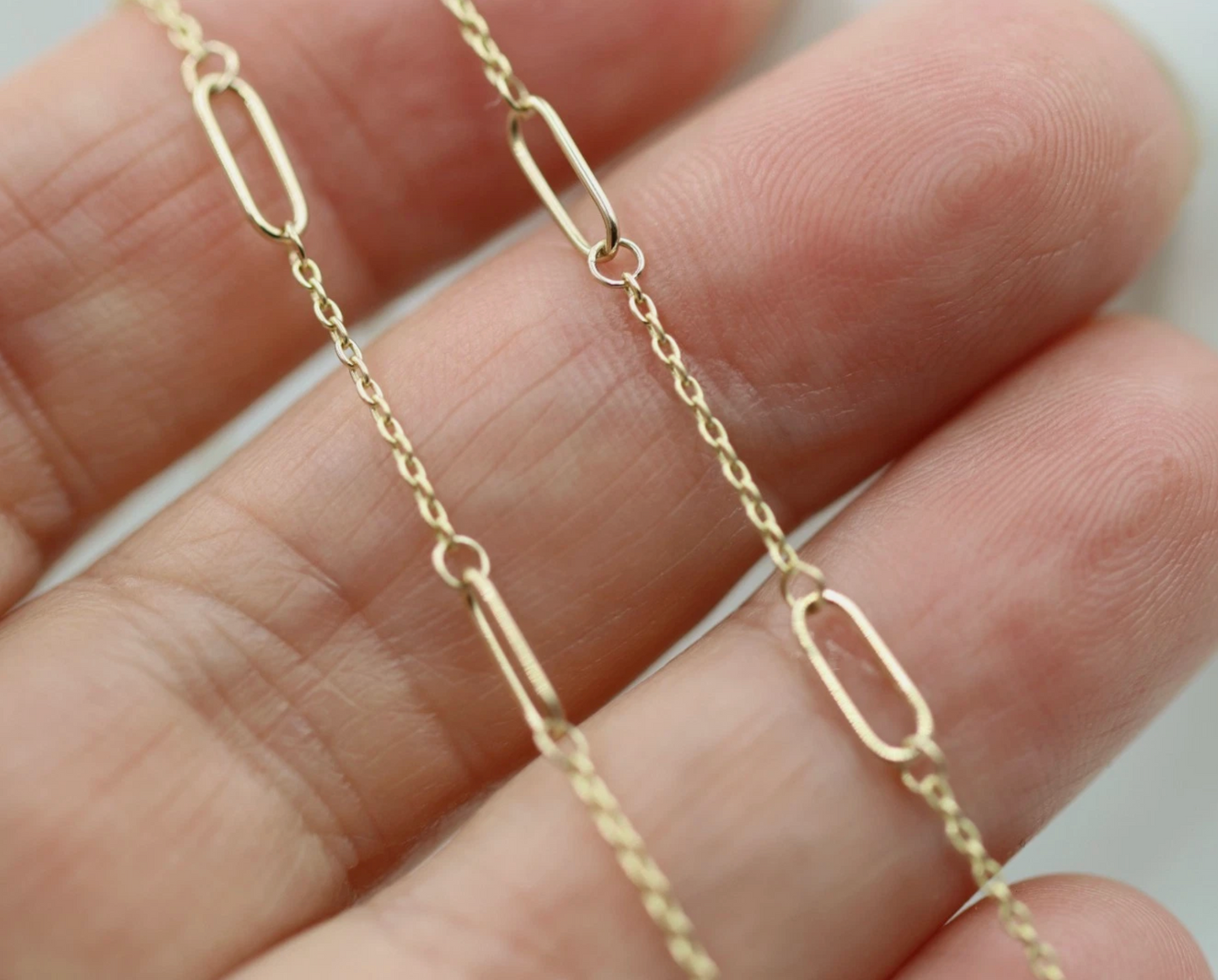 Genuine 9ct 9K 375 Yellow Gold Paperclip Bar Station Link Chain 45cm 2.24g