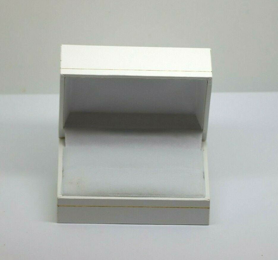 Brand New Leatherette White Jewellery Gift Display Presentation Double Ring Box