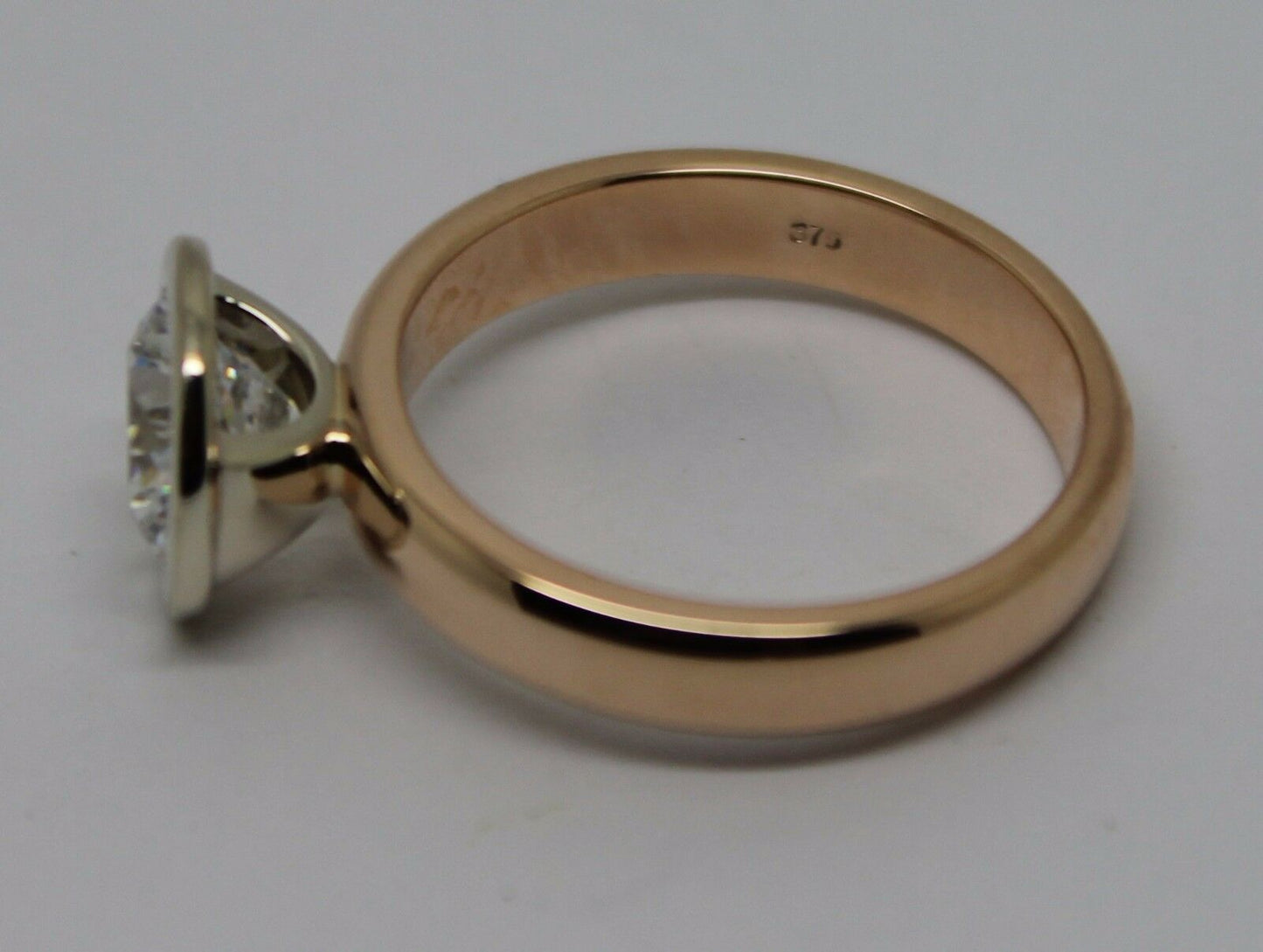 Kaedesigns, New Genuine 9ct 375 Solid White & Rose Gold Cubic Zirconia Ring 373