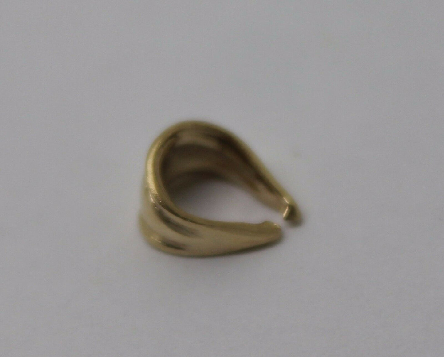 New Genuine 375 9ct Yellow, Rose or White Rose Gold 8mm x 5mm Bail Clasp