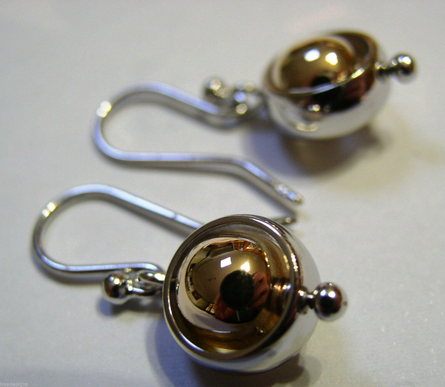 Genuine 9ct 9kt White & Yellow Gold Spinning Belcher Ball Drop Earrings