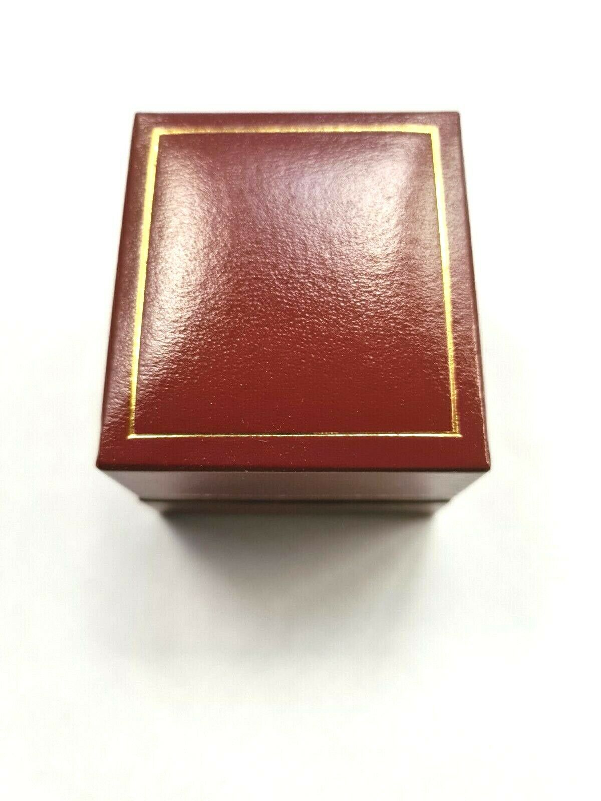 Brand New Leatherette White or Burgundy Jewellery Gift Display Presentation Ring Box