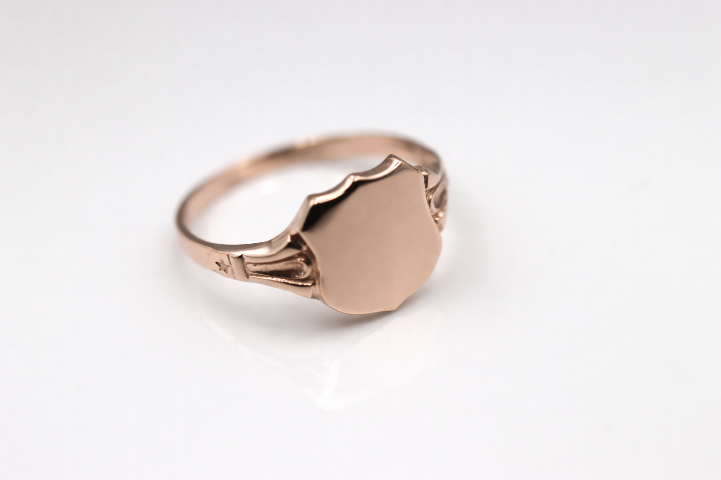 Kaedesigns Genuine New 9ct Solid Gold Large Signet Ring In Your Size 4553