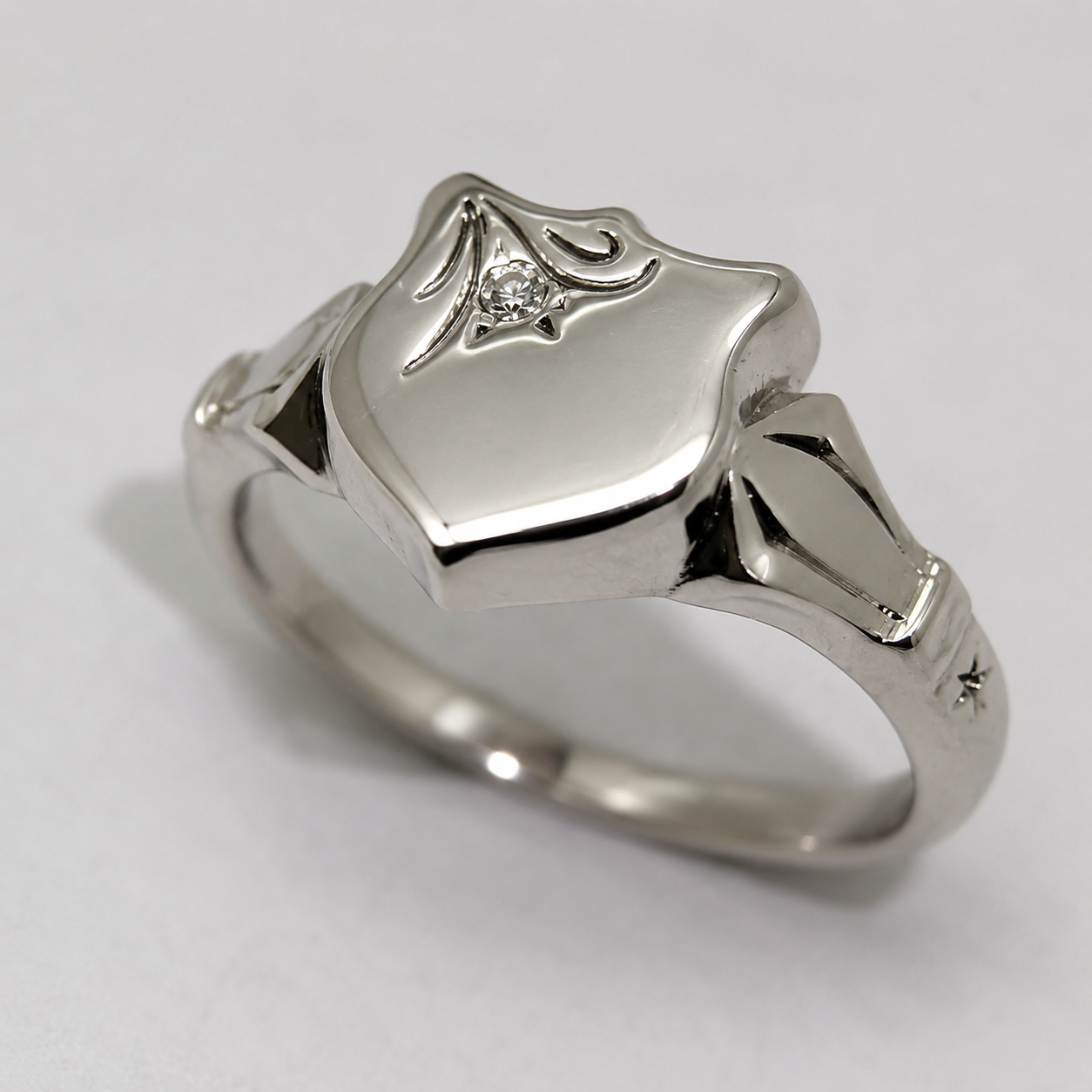 Genuine Solid 9ct 9kt 375 White Gold Shield Signet Ring Set With A Genuine Diamond - Choose your ring size H to P