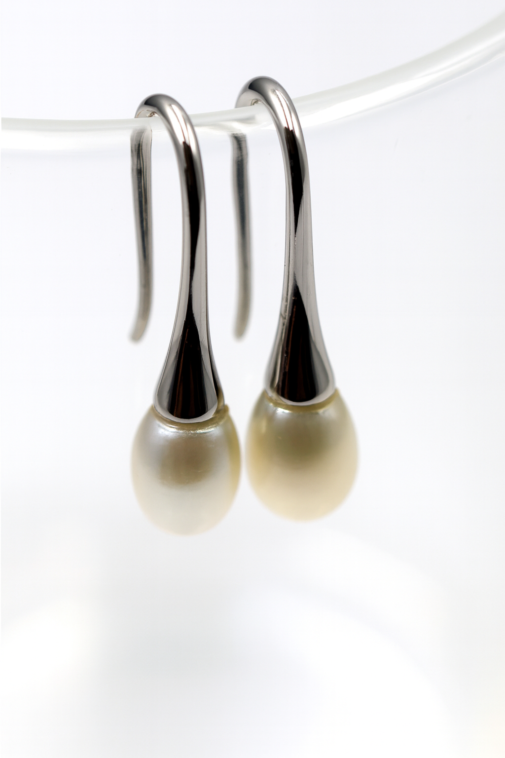 Genuine Sterling Silver 925 Freshwater Oval Pearl Ball Earrings