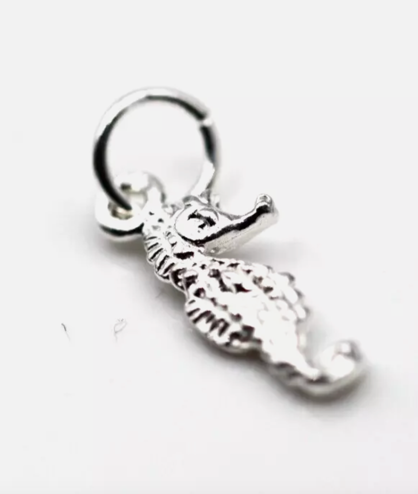 Kaedesigns, Small Sterling Silver 925 3D Seahorse Pendant or Charm