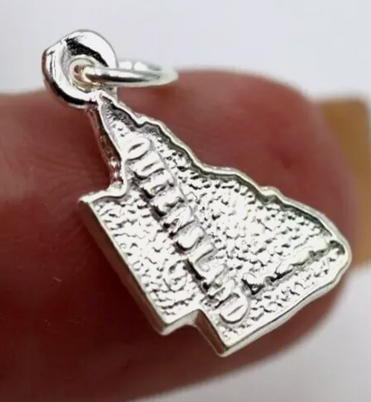 Sterling Silver 925 Map of Queensland QLD Charm / Pendant