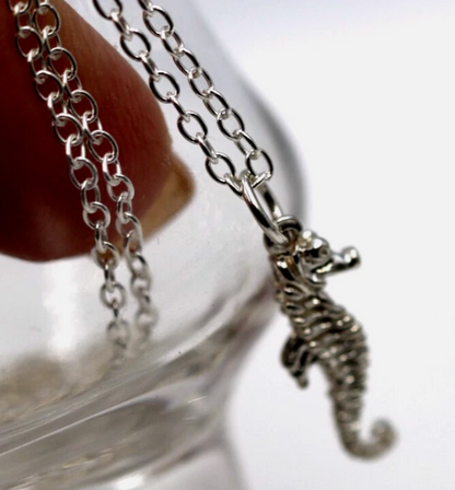 Sterling Silver 925 Seahorse Pendant Charm + 45cm Necklace Chain