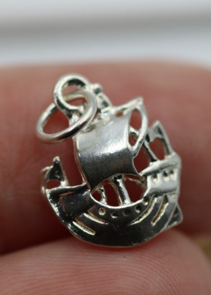 Kaedesigns Sterling Silver Sailing Boat Ships Ship Pendant / Charm