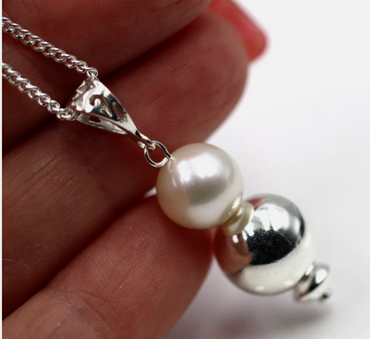 Sterling Silver 925 Freshwater White Pearl Ball Pendant + 50cm Chain