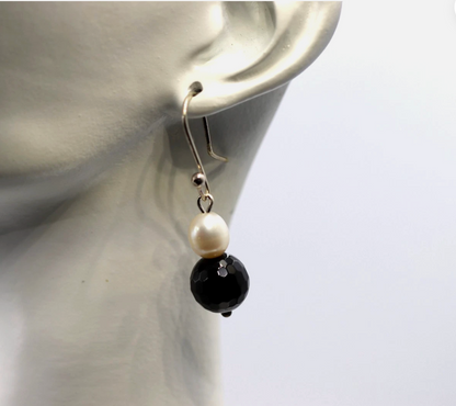 Sterling Silver 925 Freshwater Oval Pearl + Onyx Ball Earrings