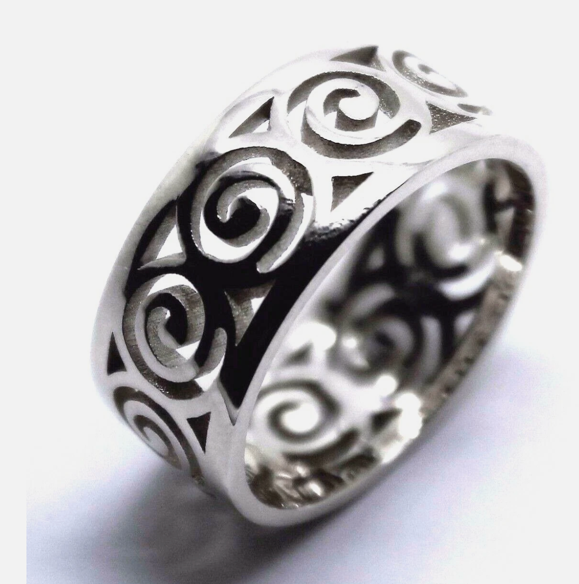 Kaedesigns New Solid Genuine 9ct Yellow, Rose or White Gold Swirl Surf Wave Ring
