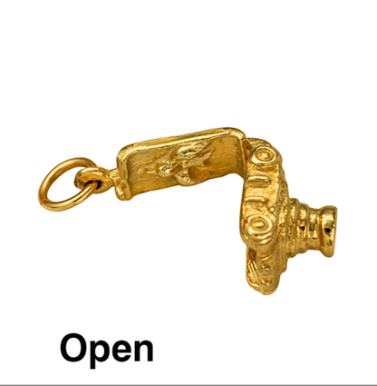 Genuine 9ct 9k 375 Yellow Gold Camera Photographer Open Pendant / Charm
