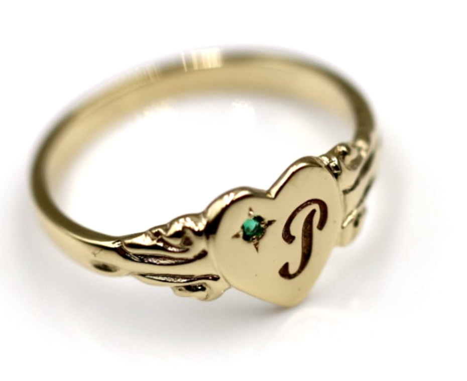 Kaedesigns Genuine 9ct Yellow, Rose or White Gold Green Emerald Heart Signet Ring + Engraving