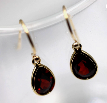 Genuine 9ct Yellow Gold Natural Garnet Bezel Set Teardrop Earrings