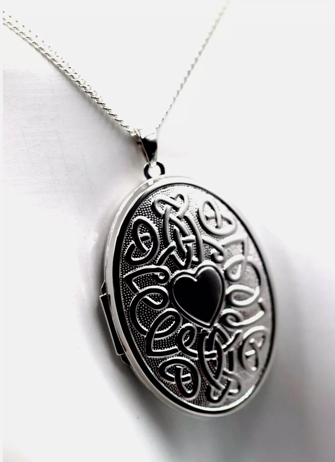 Sterling Silver 925 Heart Celtic Design 6 Photo Oval Locket + Necklace