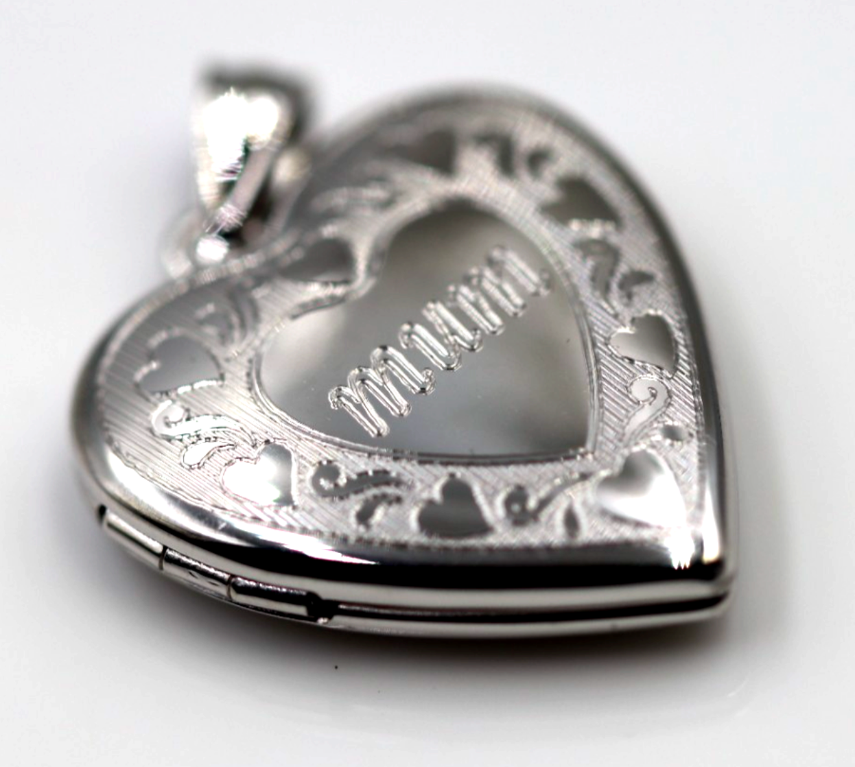 Genuine Sterling Silver Gold Plated or Sterling Silver 20mm ‘Mum’ Heart Locket Pendant