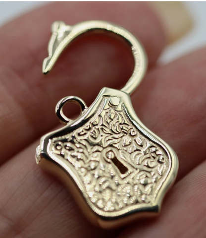 Genuine 9k 9ct 15mm x 24mm Yellow, Rose and White Gold Filigree Heart Pendant / Padlock