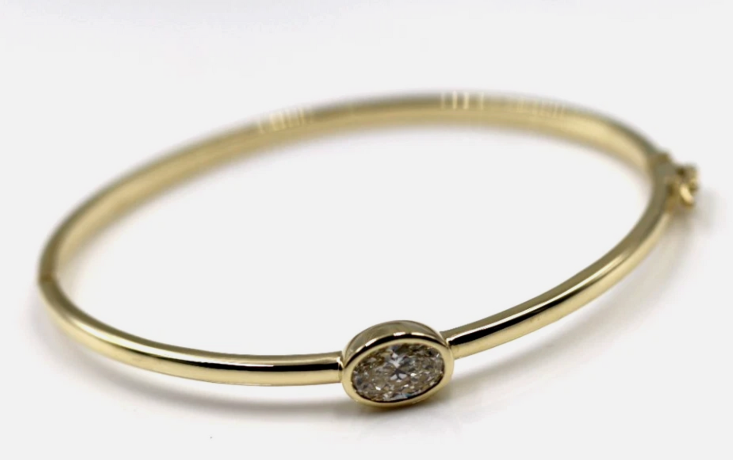 Genuine 14ct Yellow Gold Solid Hinged Bangle 59 x 51m outside diameter Oval Lab Grown Diamond