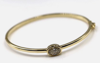 Genuine 14ct Yellow Gold Solid Hinged Bangle 59 x 51m outside diameter Oval Lab Grown Diamond