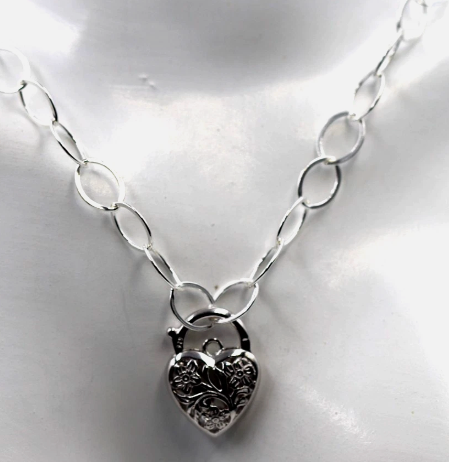 Sterling Silver 925 Flat Oval Links Necklace Chain + Filigree Heart