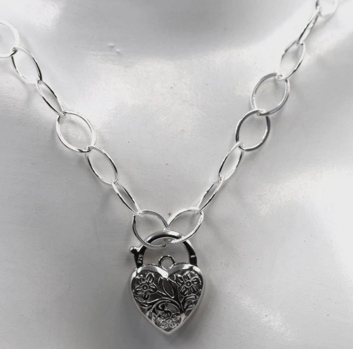 Sterling Silver 925 Flat Oval Links Necklace Chain + Filigree Heart