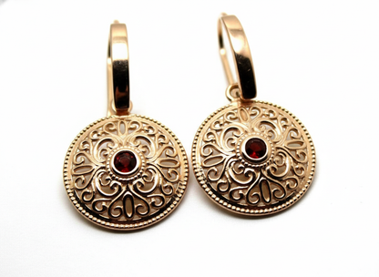 Kaedesigns 9ct Solid Yellow, Rose or White Gold Antique Red Garnet Filigree Drop Earrings