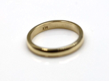 Genuine Solid 9ct Yellow Gold 2.5mm Wedding Band Ring Choose your Size