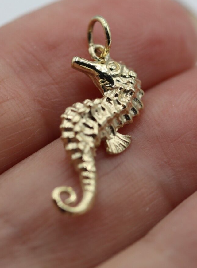 Kaedesigns, Genuine 9ct Yellow Or Rose Or White Gold Or Silver 3D Seahorse Charm