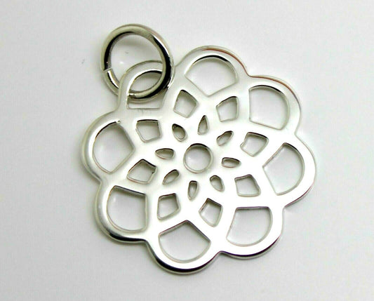 Kaedesigns New Sterling Silver 925 Flower Medium Pendant