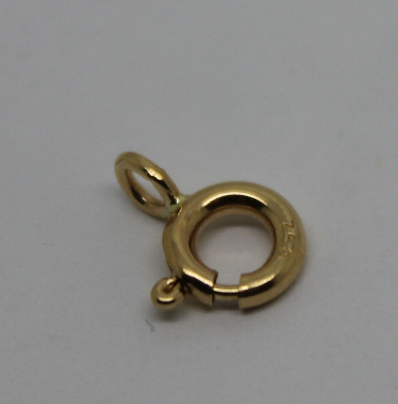 18ct or 9ct Yellow or Rose or White Gold Bolt Ring Open Clasp 4.5mm to 8mm