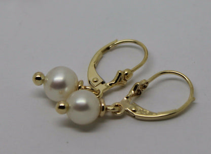 Kaedesigns New 9ct Yellow, Rose or White Gold 6mm White Pearl Continental Clip Earrings