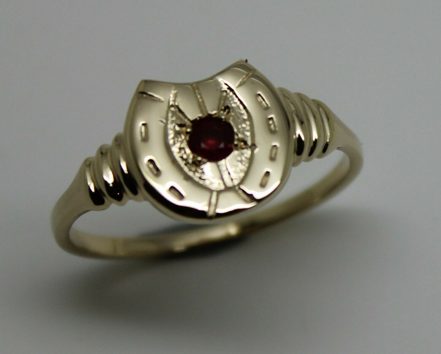 Size V, Large 9ct 9k Genuine Yellow, Rose or White Gold 3mm Ruby Lucky Horse Shoe Ring GOLD 3mm RUBY LUCKY HORSE SHOE RING