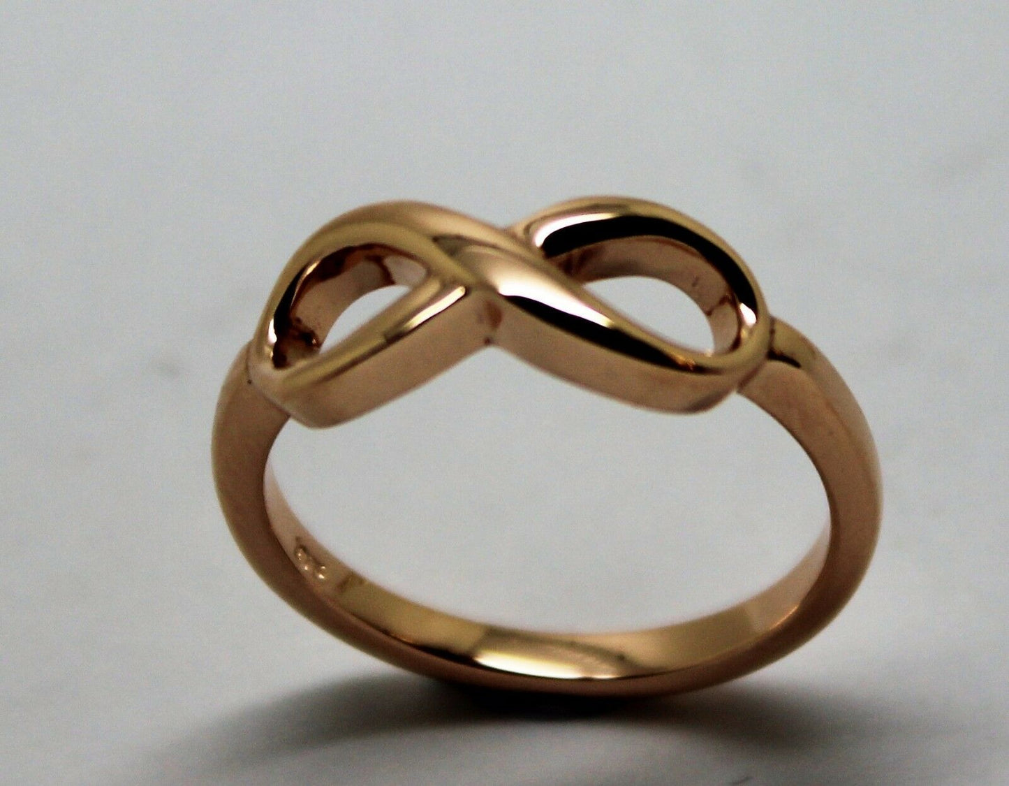 Genuine New 9ct Yellow, Rose or White Gold Solid Infinity Ring Size S / 9 1/8