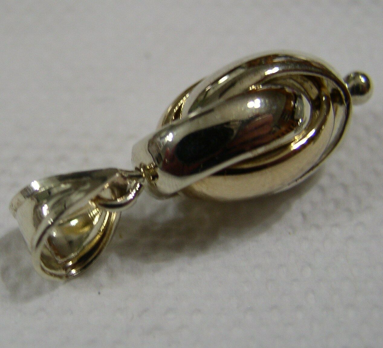 Genuine 9ct Yellow & White Gold Oval Triple Belcher Ball Pendant