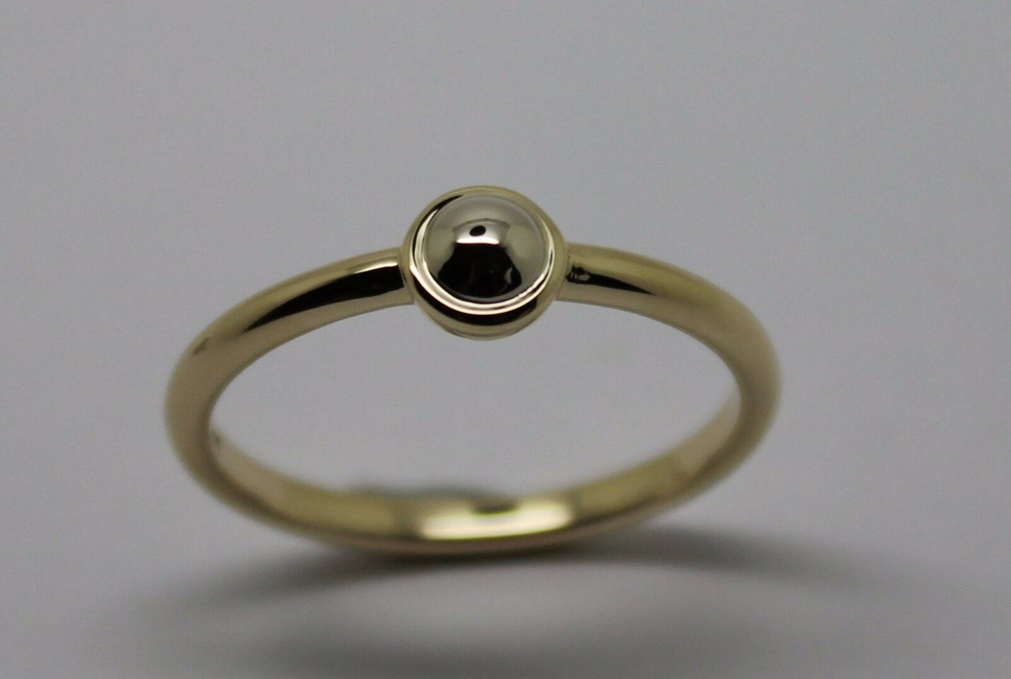 Genuine 9ct yellow gold & white gold ball 4mm Half Ball Ring