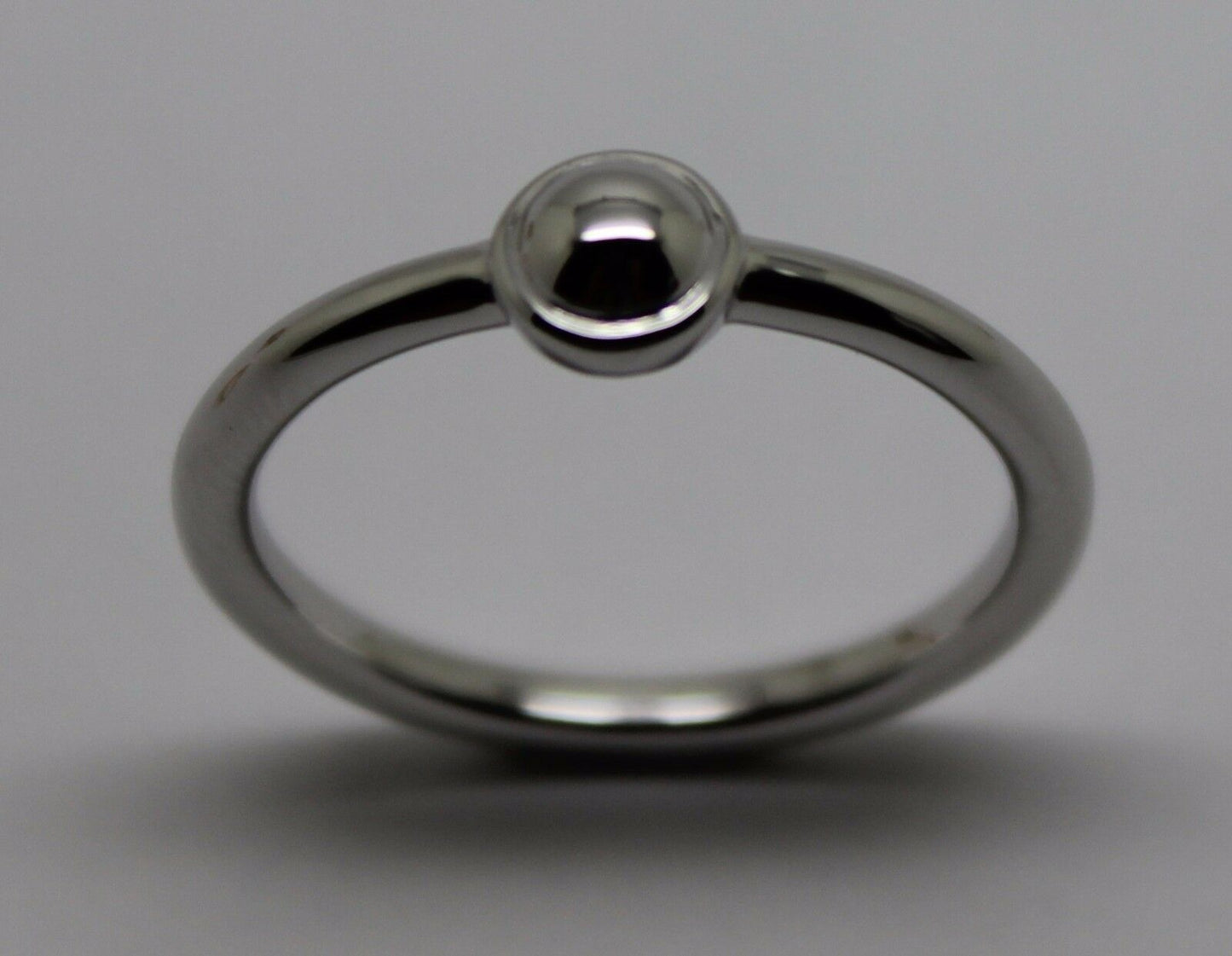 Kaedesigns, Full Solid Genuine 9ct 9kt White Gold 4mm Half Ball Ring