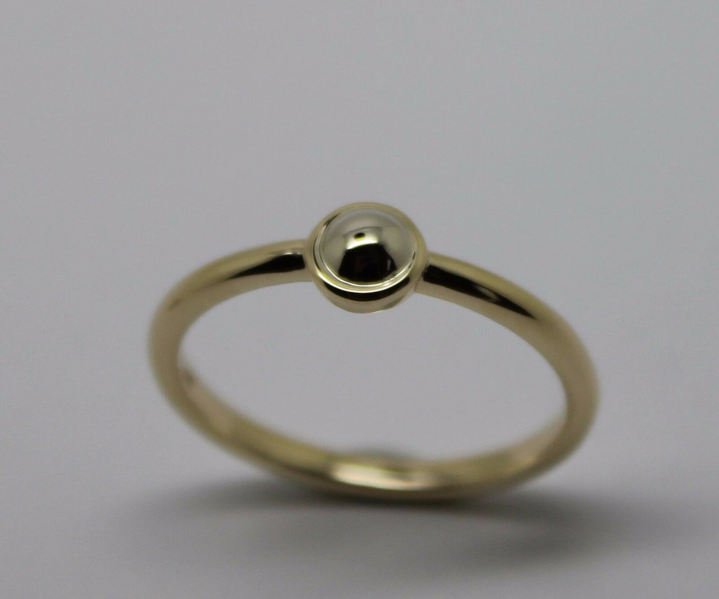 Genuine 9ct yellow gold & white gold ball 4mm Half Ball Ring