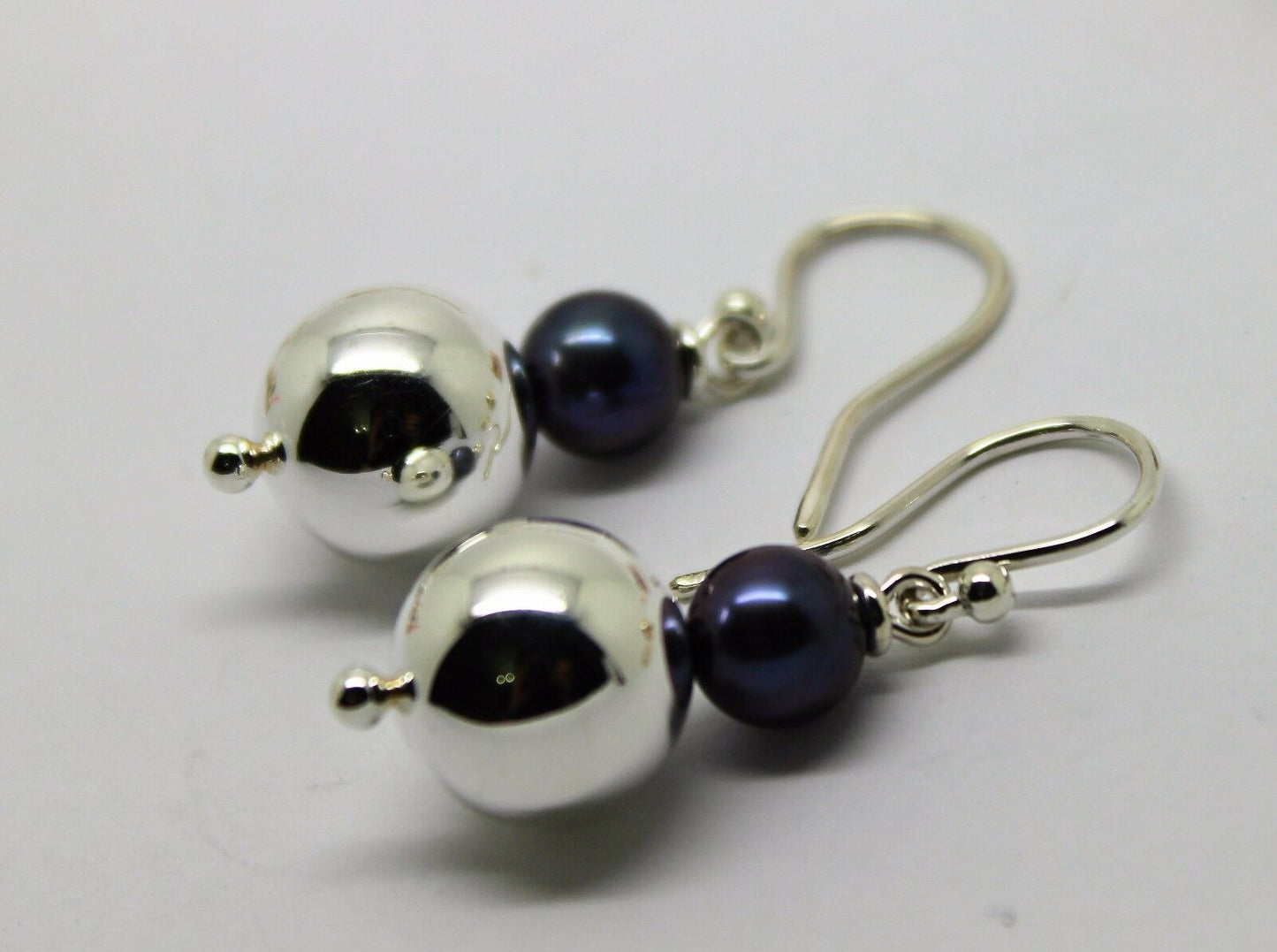 Sterling Silver Ball 7mm Freshwater Black Pearl Ball Earrings