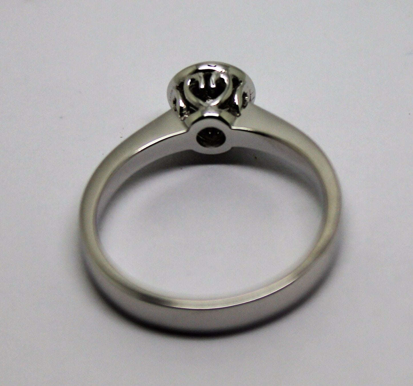 Kaedesigns, New Genuine 9ct 375 Solid White Gold Ring Size M