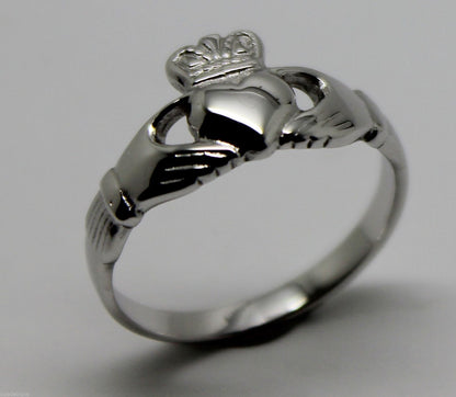 Size M Genuine Sterling Silver Irish Claddagh Ring