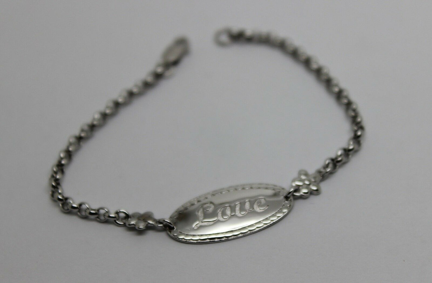 Genuine Baby or Childs 18ct 750 White Gold ID Belcher Engraved Bracelet