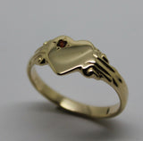 Size 6 / M 231 July Birthstone 9ct Yellow Gold 375 Red Ruby Stone Heart Signet Ring