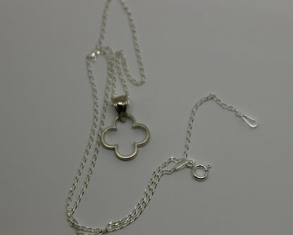 Sterling Silver 925 40cm Necklace & Small Four Leaf Clover Pendant + Chain