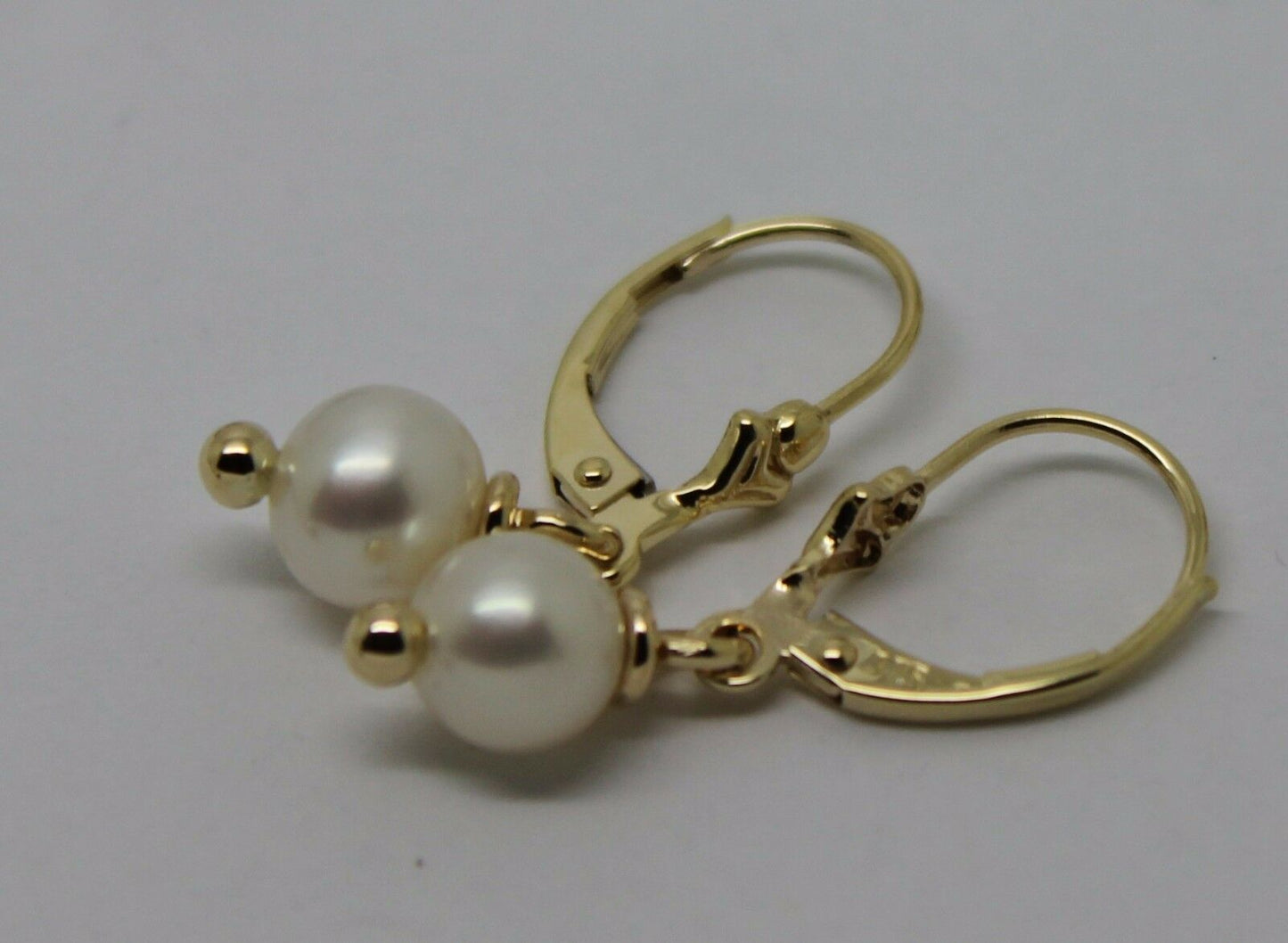 Kaedesigns New 9ct Yellow, Rose or White Gold 6mm White Pearl Continental Clip Earrings